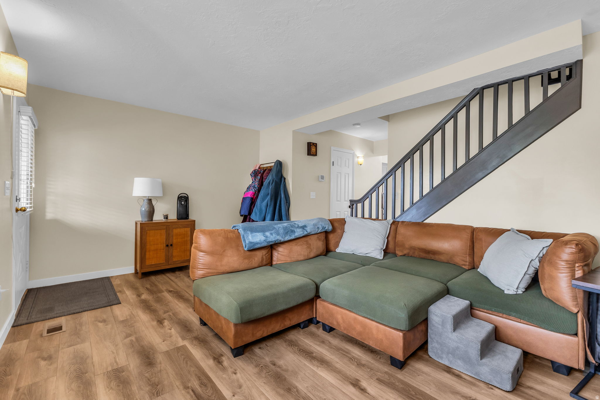 MAIN POINT CONDOMINIUM - Residential