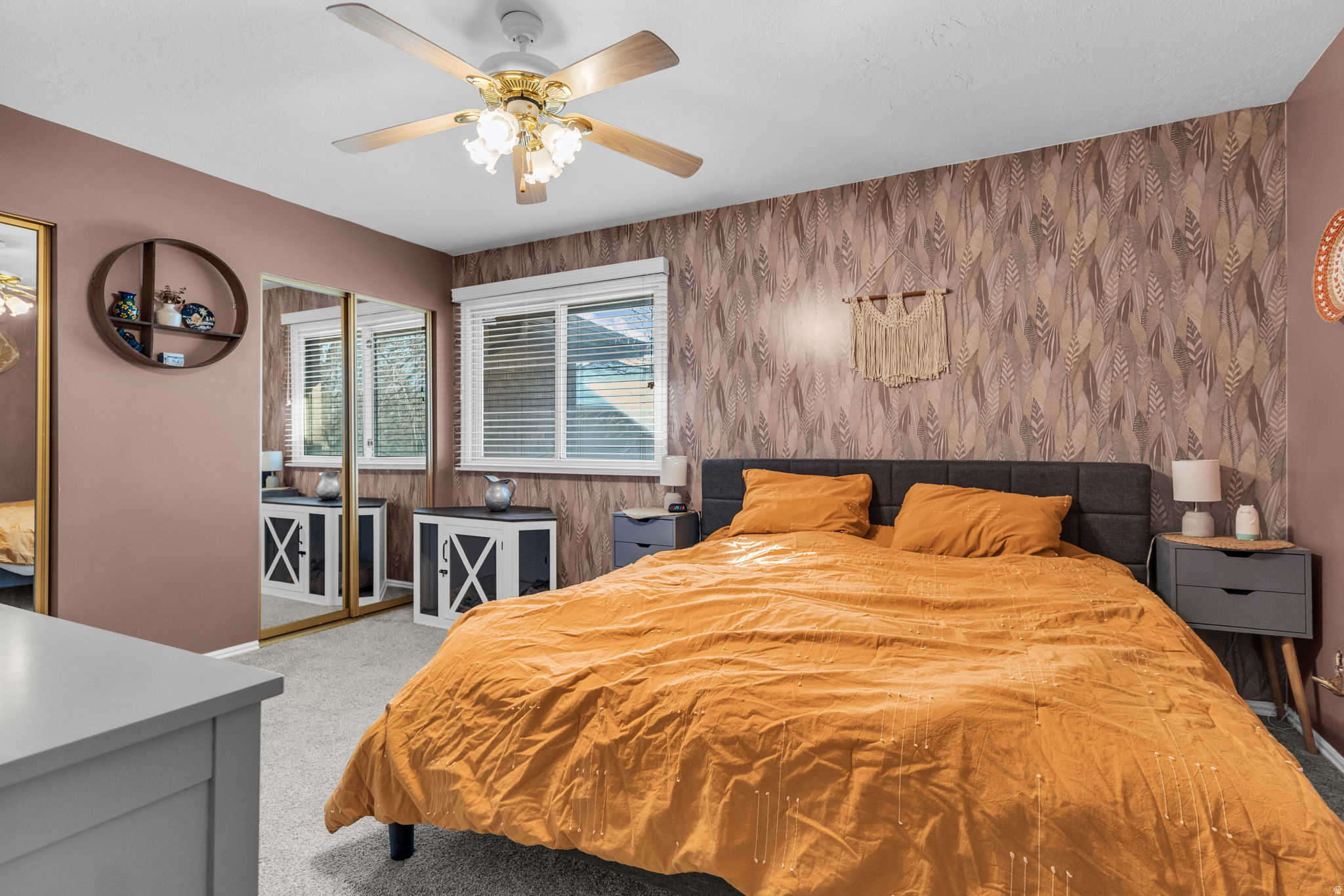 MAIN POINT CONDOMINIUM - Residential