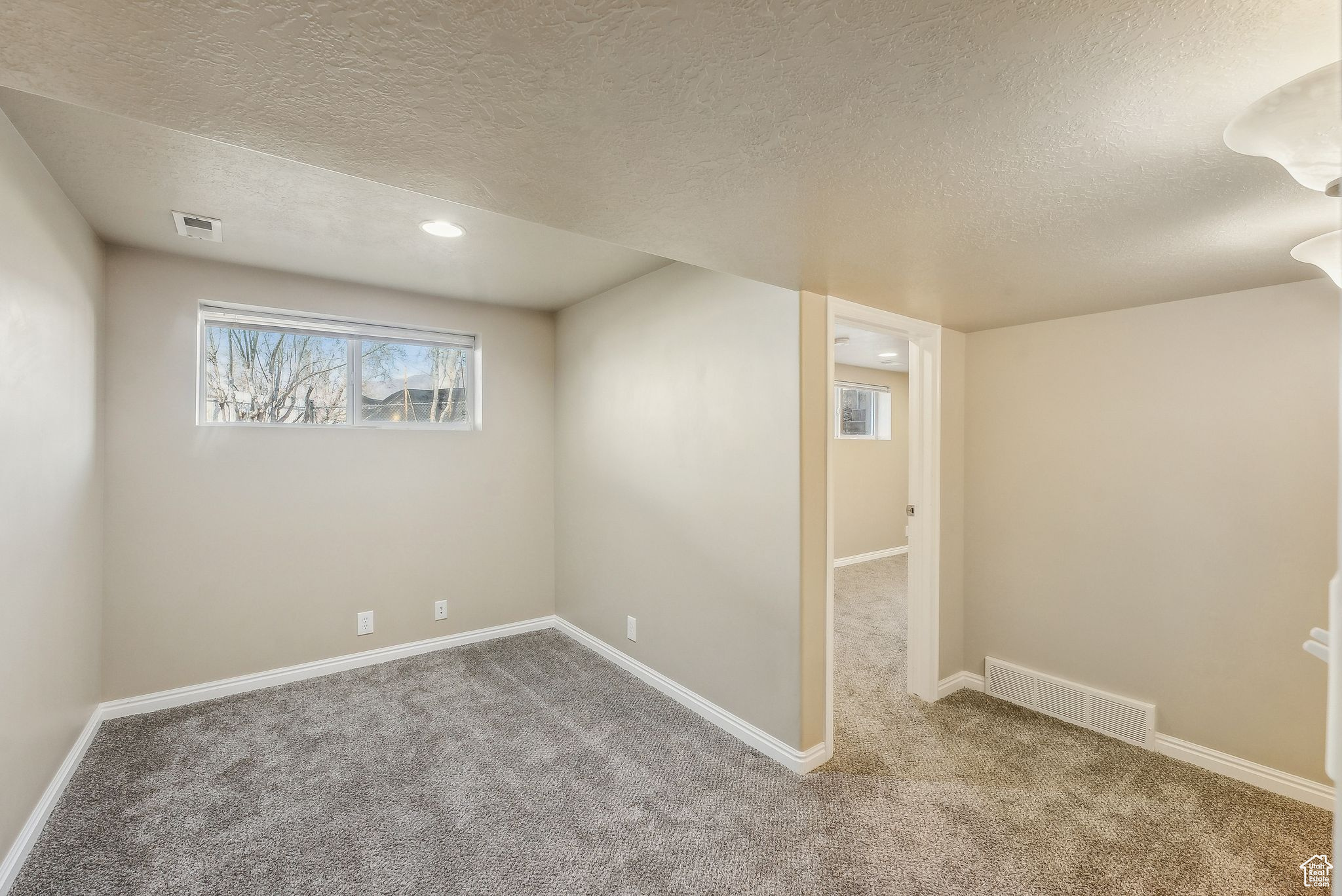 489 E 1050, Bountiful, Utah image 29