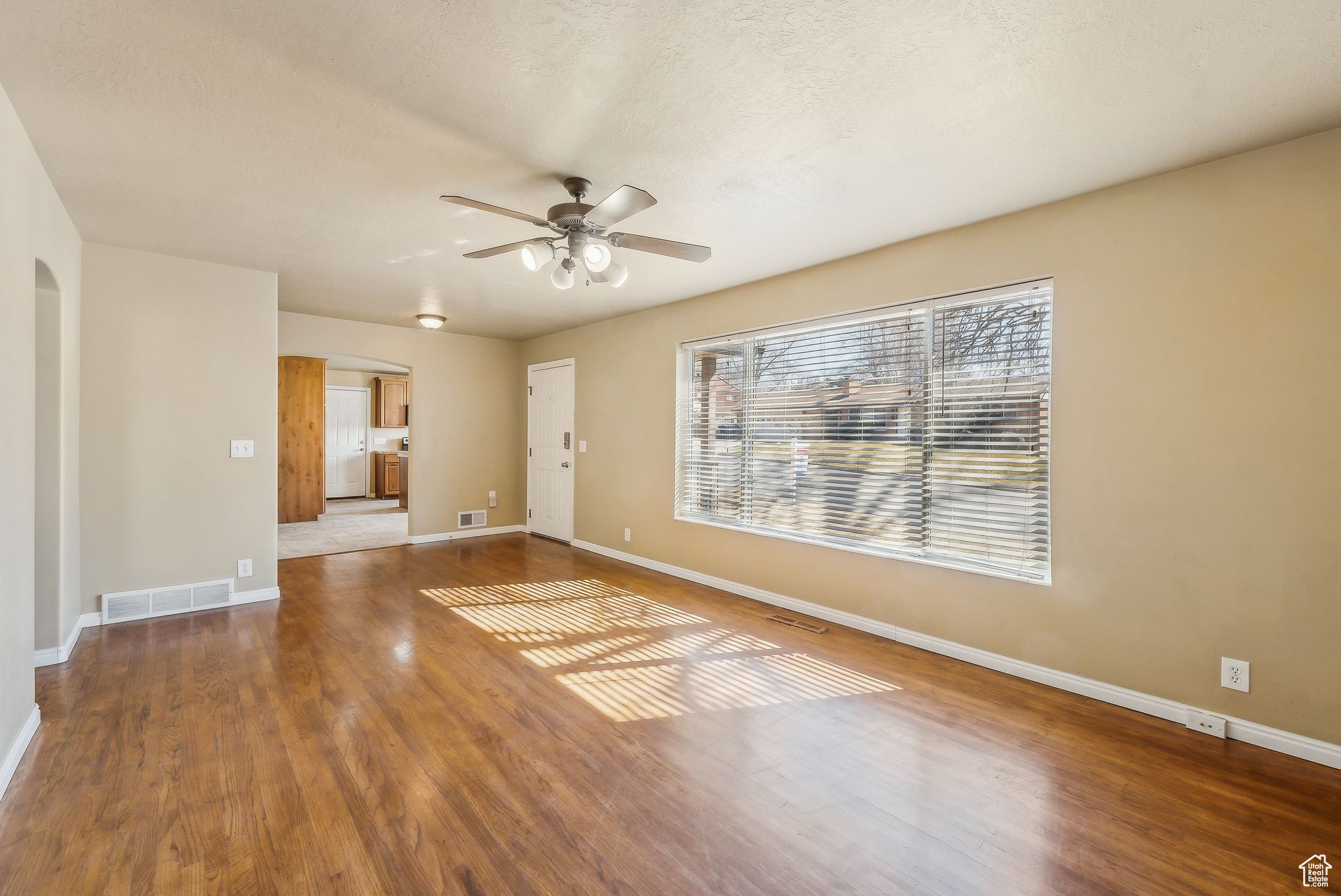 489 E 1050, Bountiful, Utah image 4