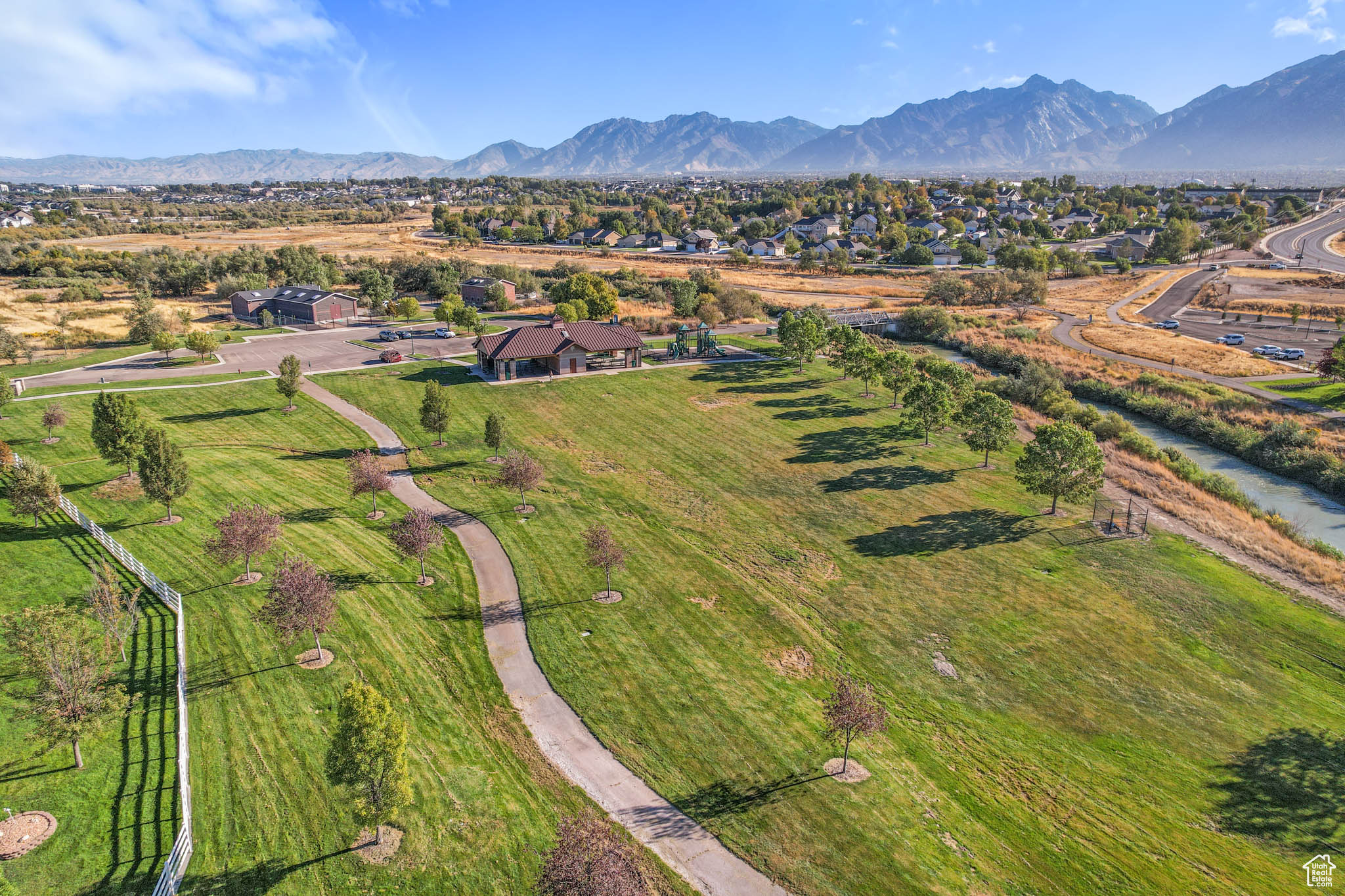 TITHING HILL FARM PH 2 CONDO - Residential