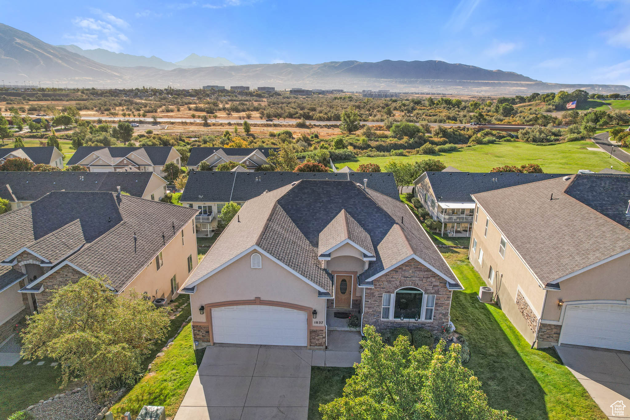 TITHING HILL FARM PH 2 CONDO - Residential