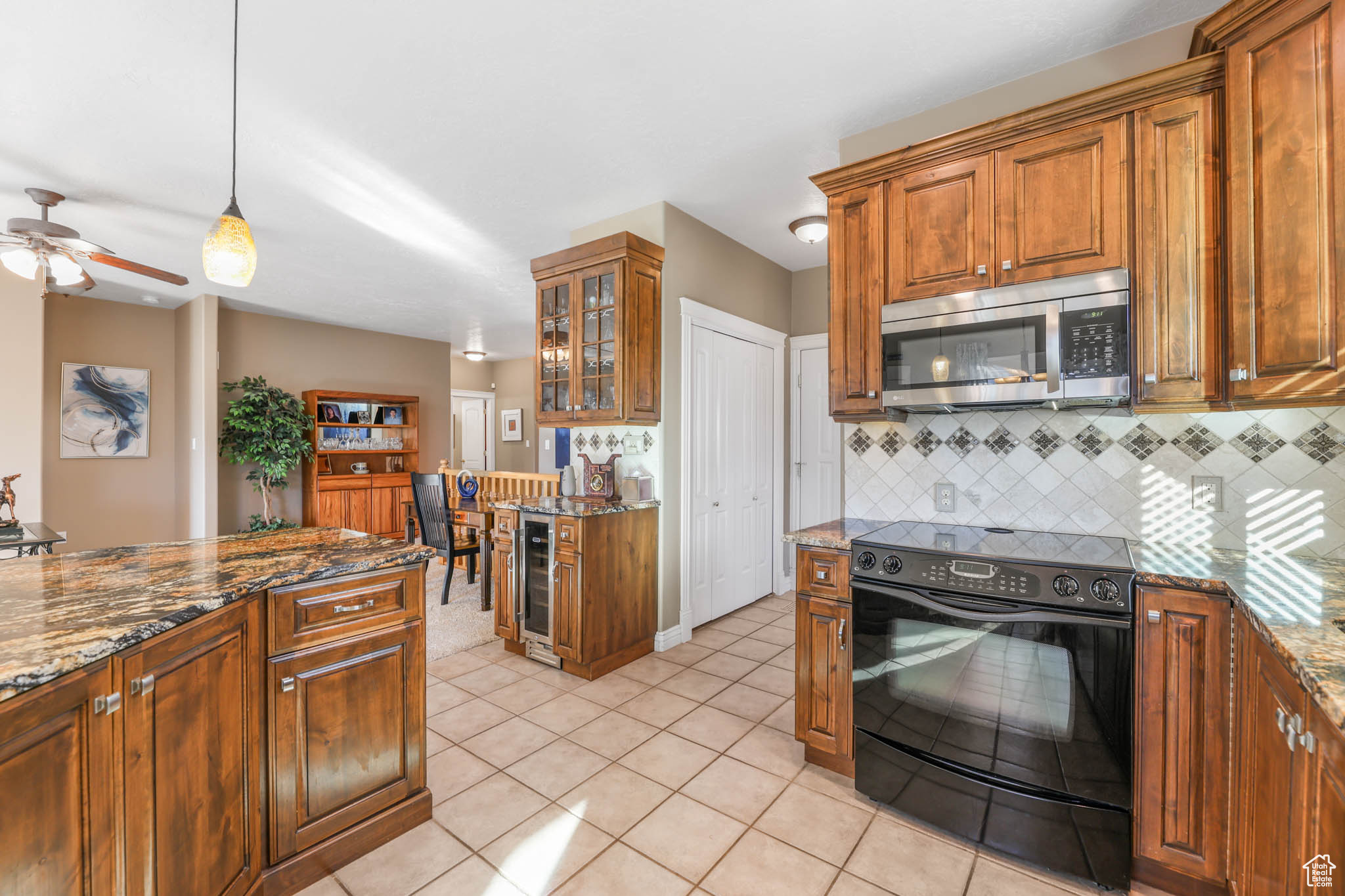 TITHING HILL FARM PH 2 CONDO - Residential