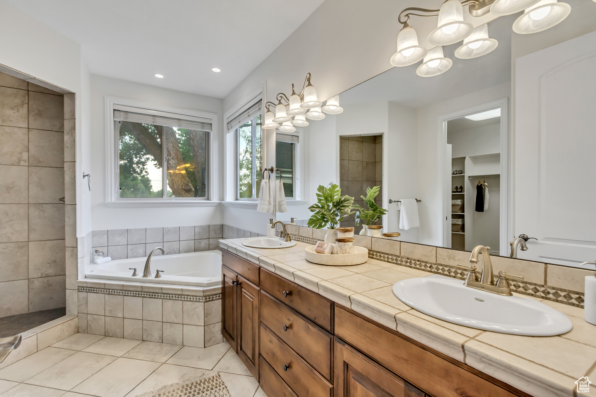 WINDER PARK PLACE - Residential