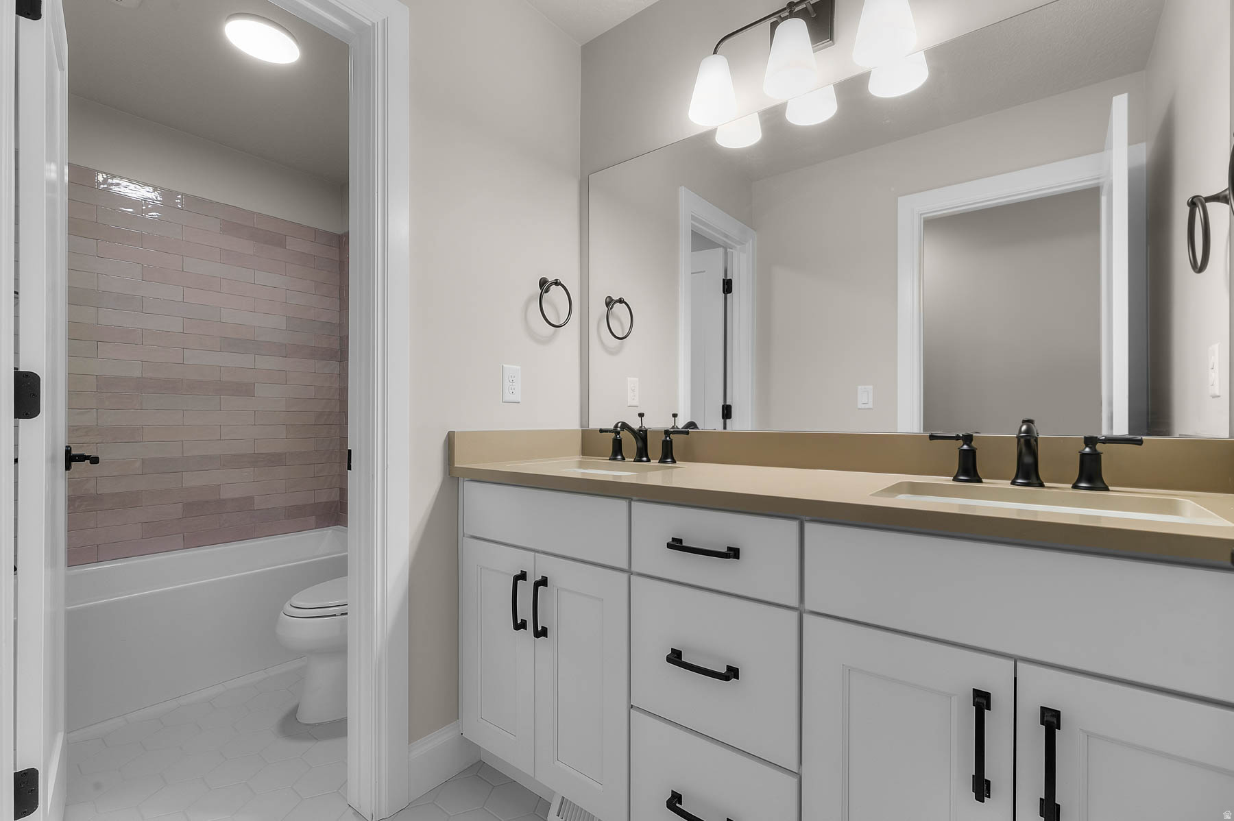 BIG WILLOW CREEK 314 - Residential