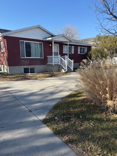 Photo of 13160 S 300 E, Draper, UT 84020 (MLS # 2133600)