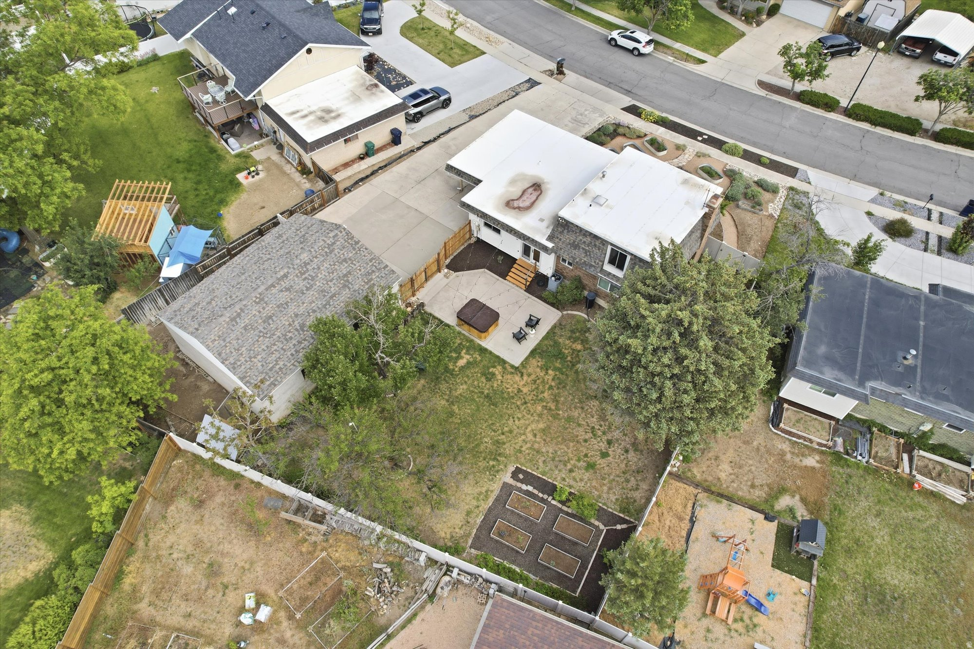 CAPISTRANO VILLA - Residential