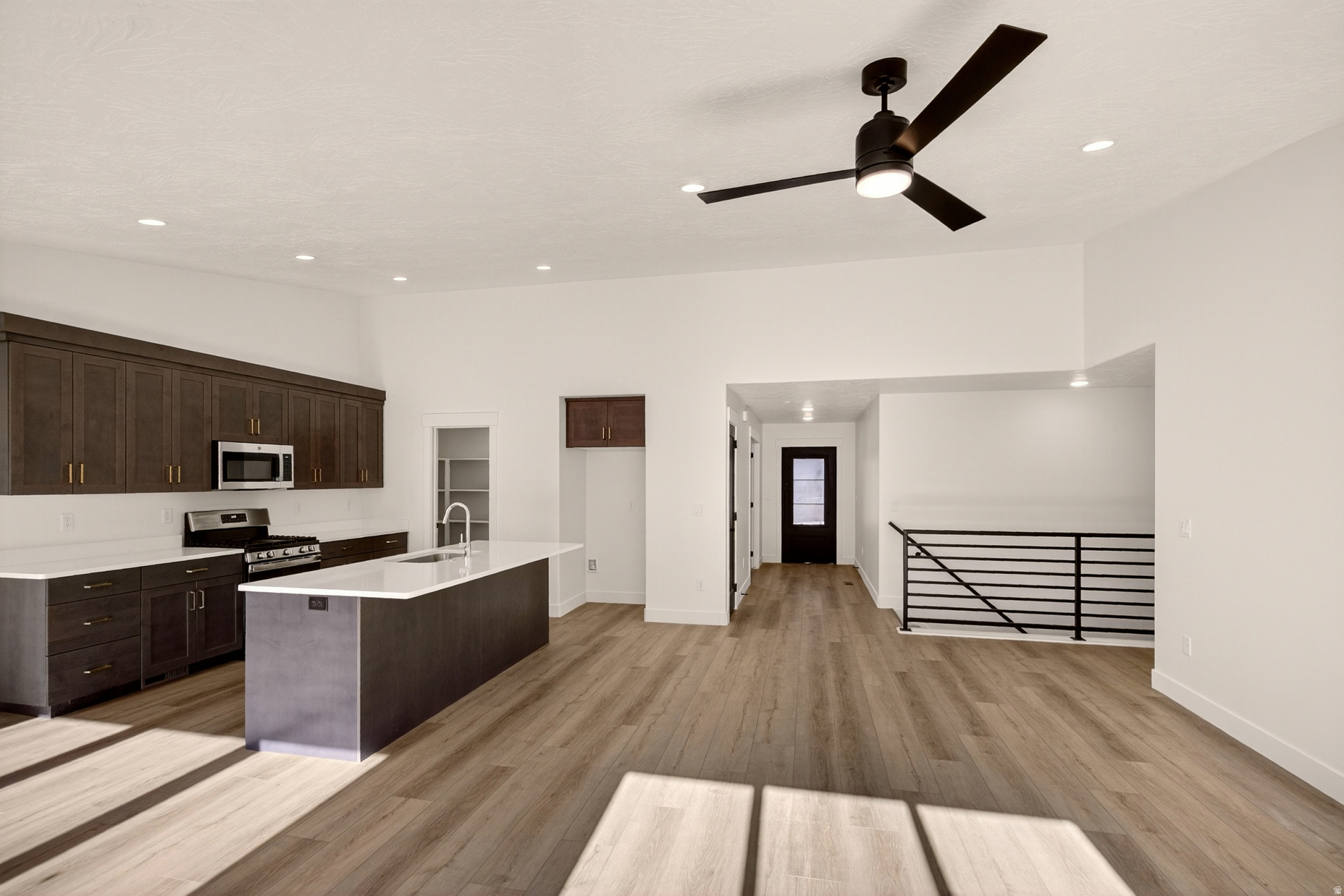 BLACK SAGE - Residential