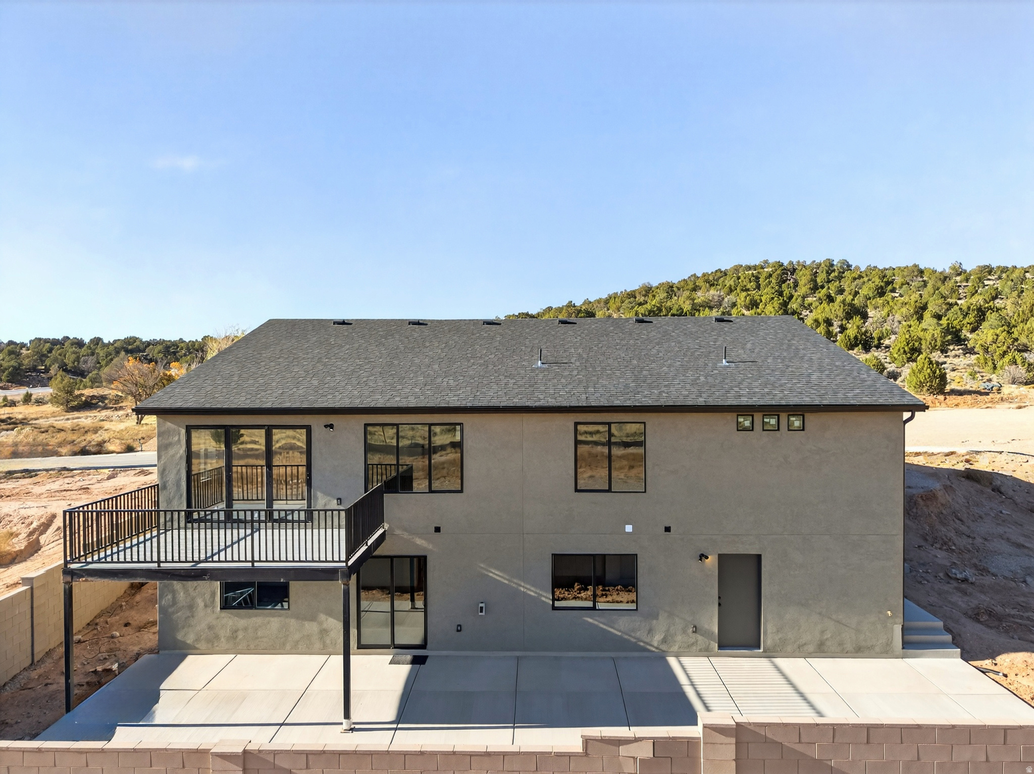 BLACK SAGE - Residential