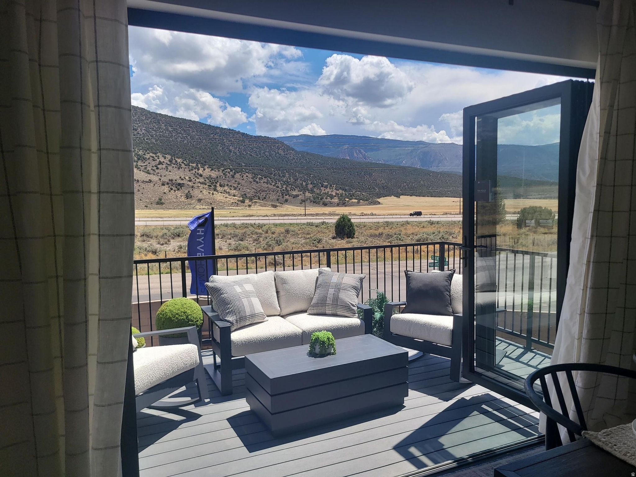 BLACK SAGE - Residential