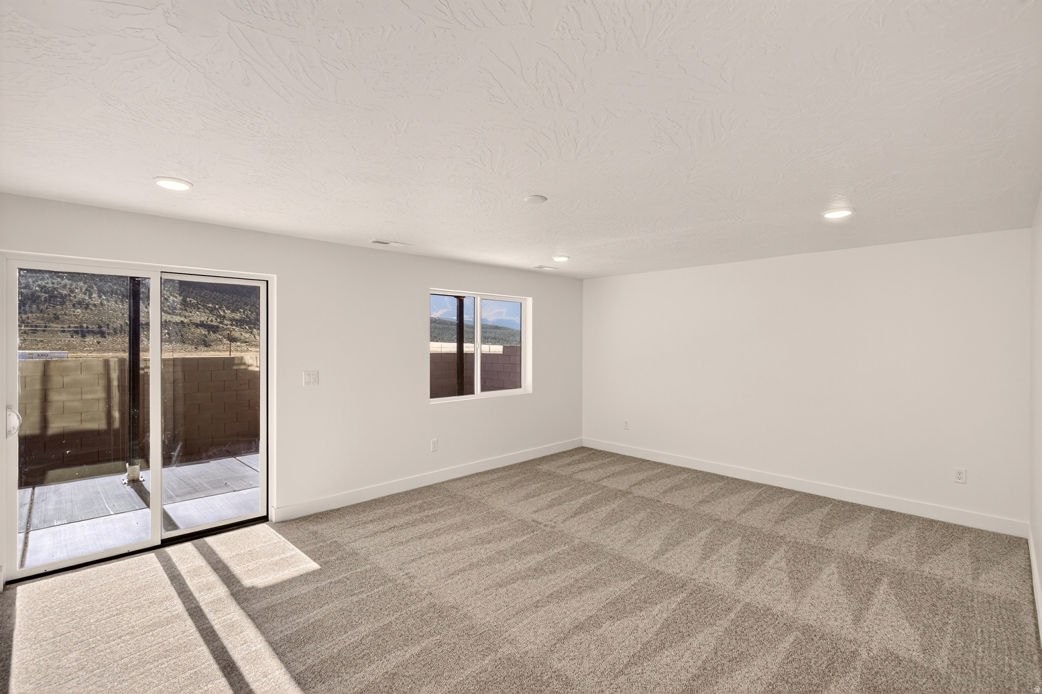 BLACK SAGE - Residential