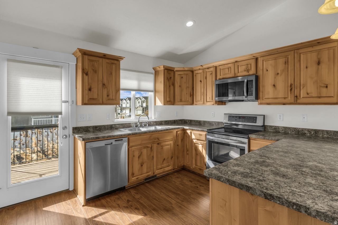 SUNSET VILLAGE - Residential