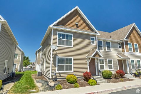 Photo of 176 W FINLAY DR, South Salt Lake, UT 84115 (MLS # 2102696) Photo of 176 W FINLAY DR, South Salt Lake, UT 84115 (MLS # 2102696)