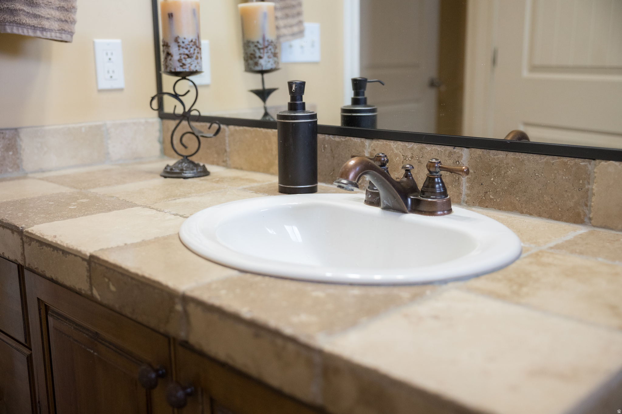 THE VISTAS AT SUMMIT RIDGE - Residential