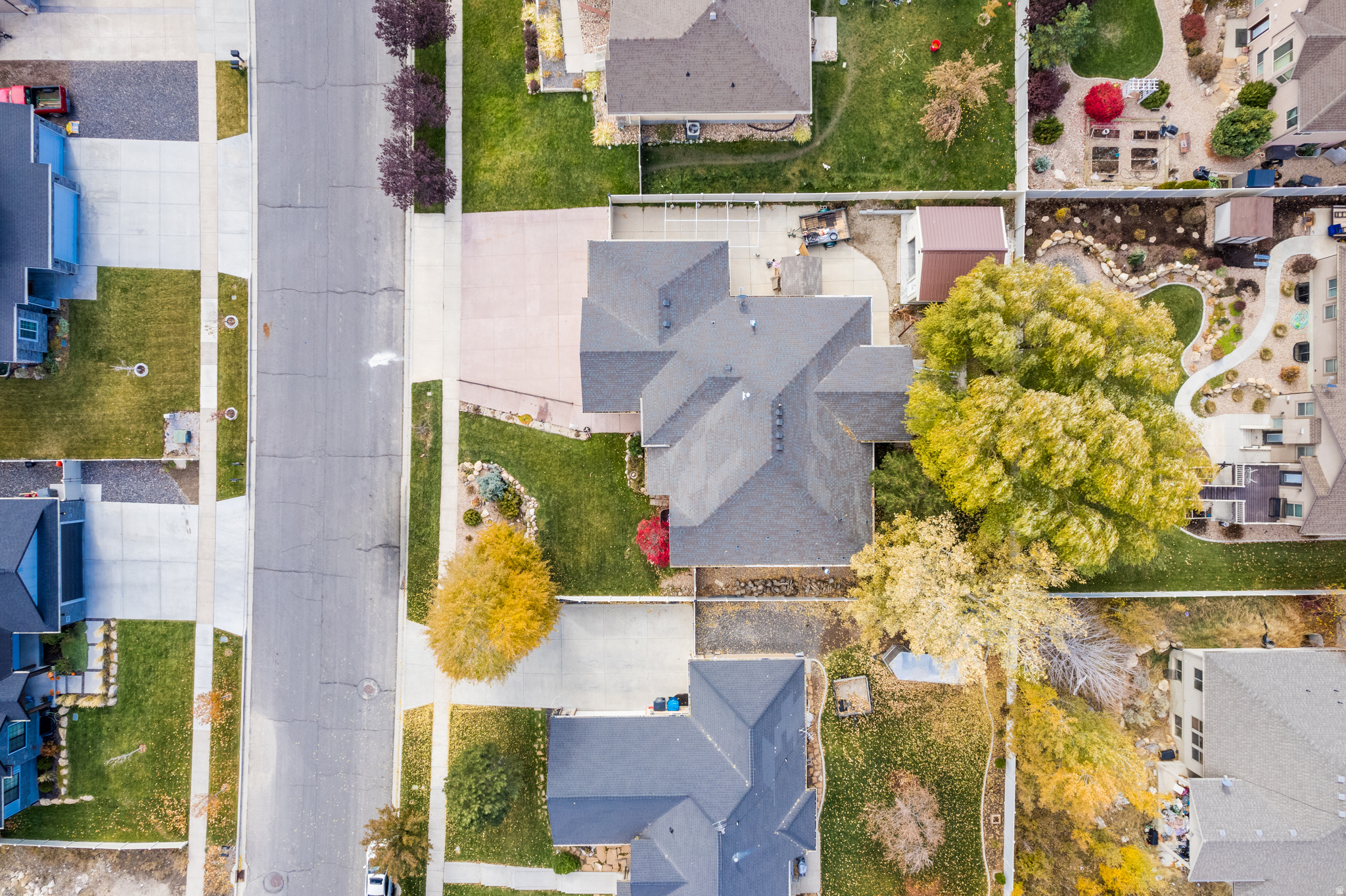 THE VISTAS AT SUMMIT RIDGE - Residential