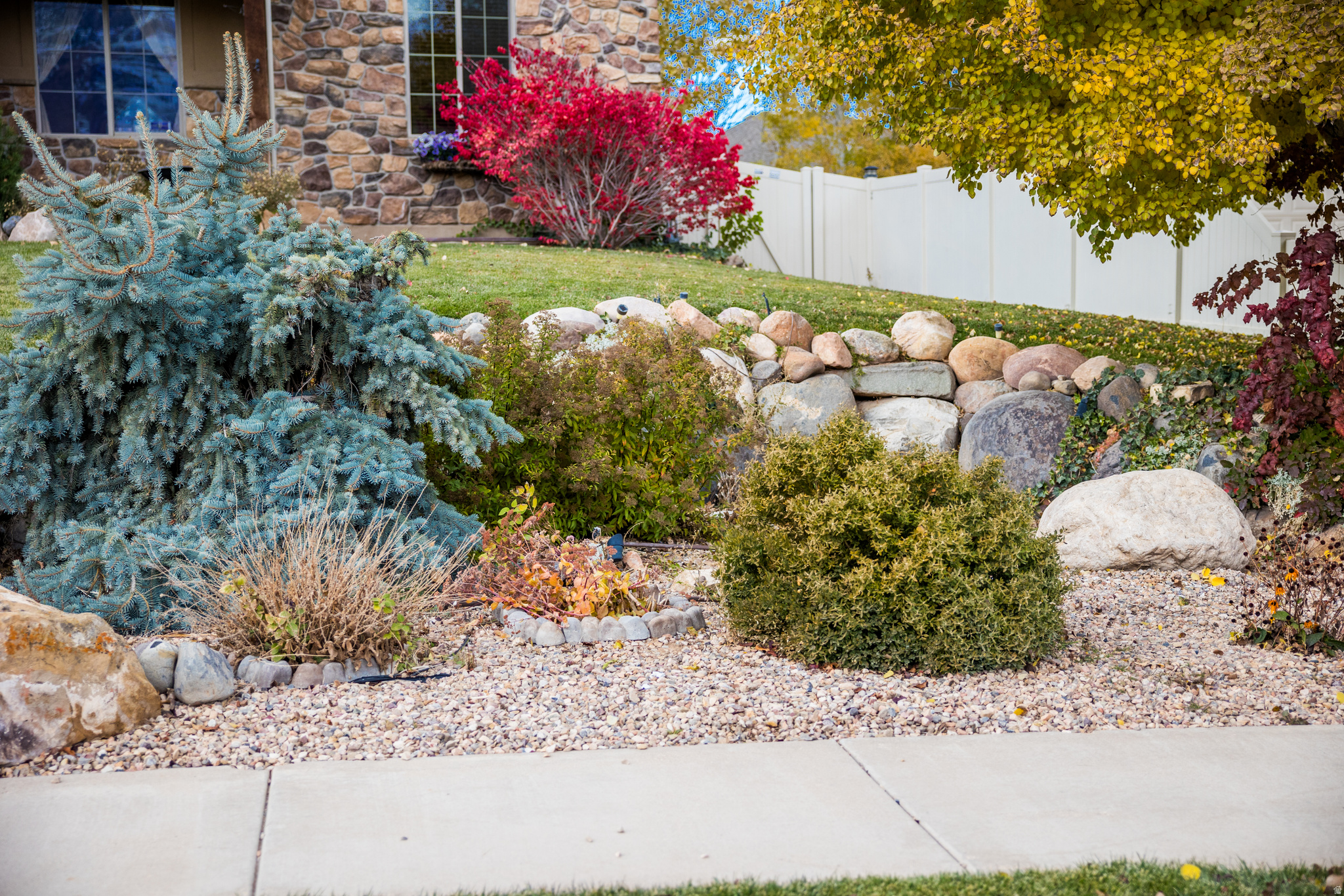 THE VISTAS AT SUMMIT RIDGE - Residential