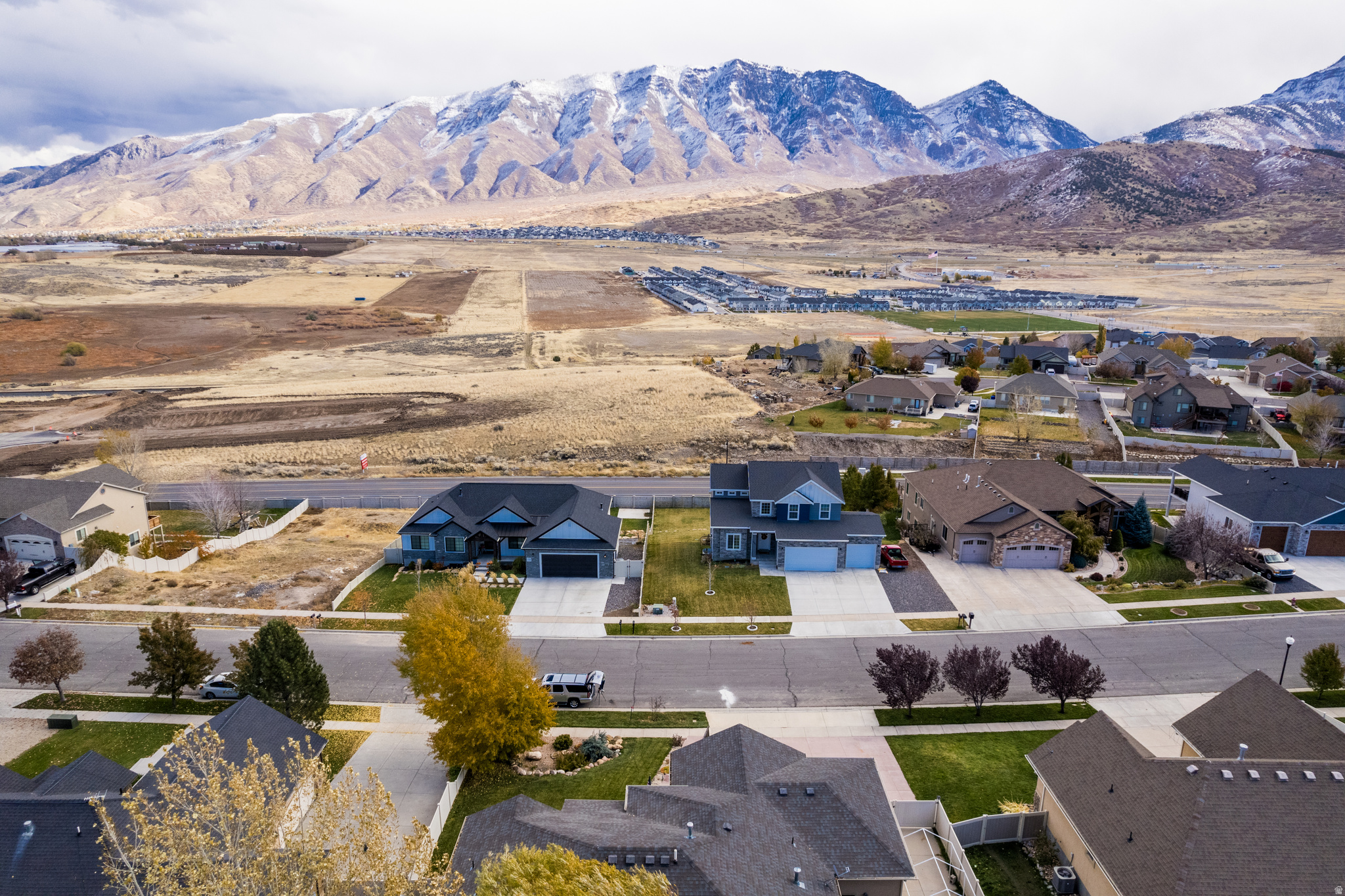 THE VISTAS AT SUMMIT RIDGE - Residential