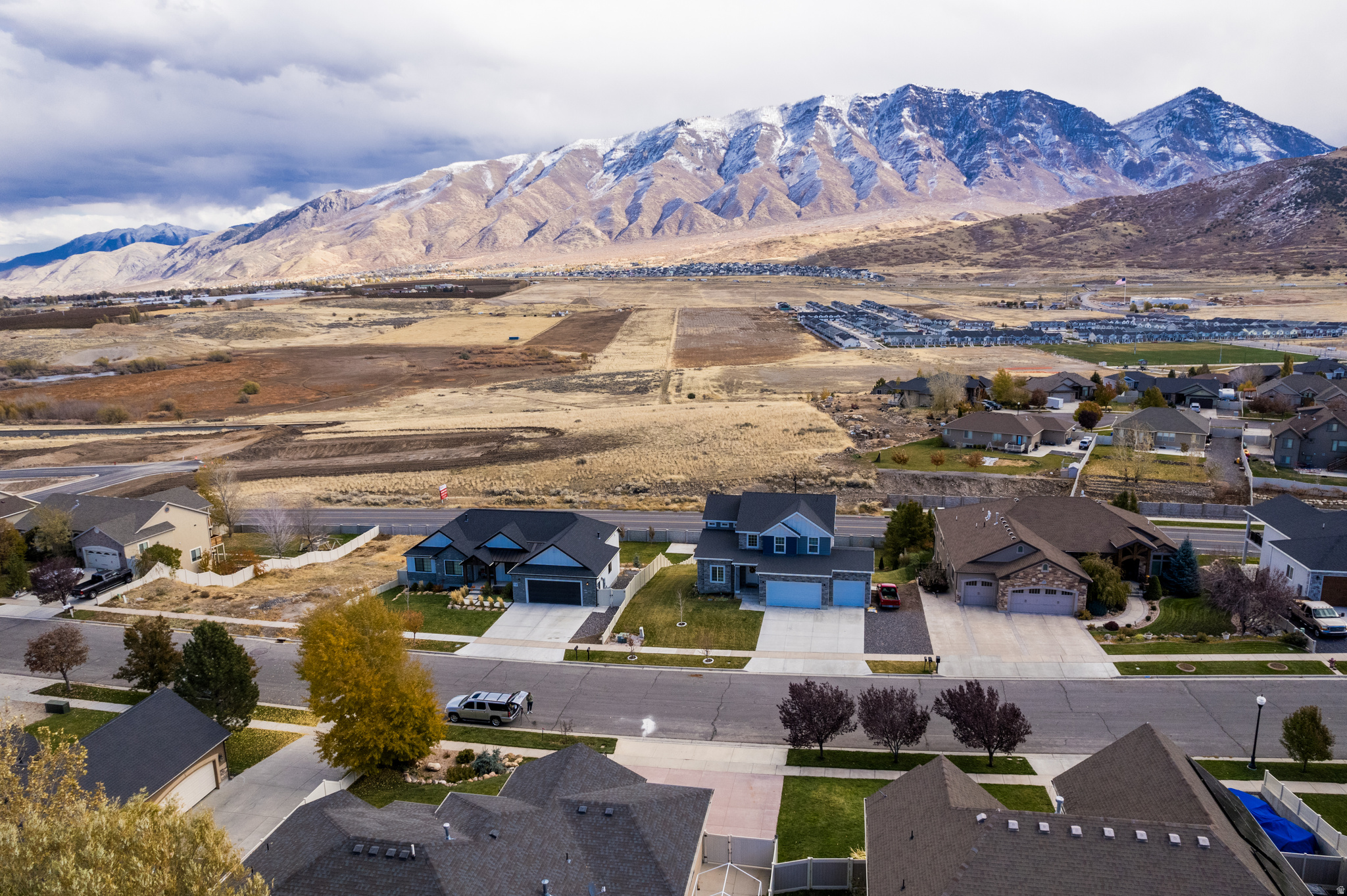THE VISTAS AT SUMMIT RIDGE - Residential