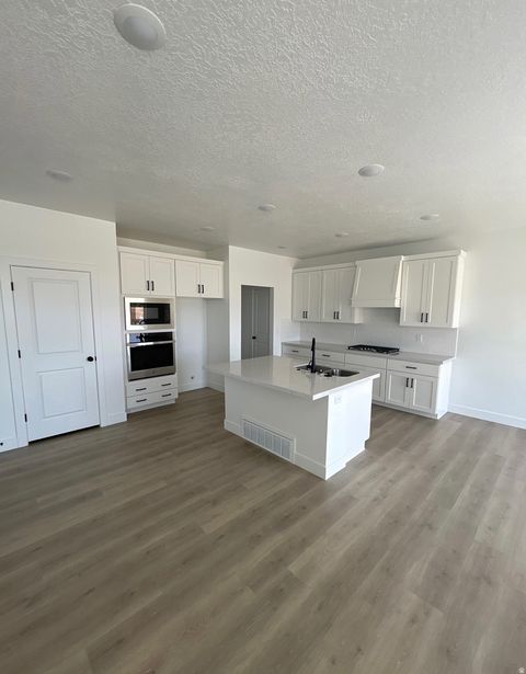 Photo of 2818 W AURORA AVE #337, Mapleton, UT 84664 (MLS # 2149935)