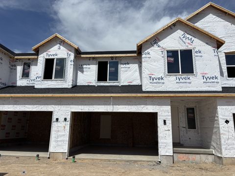 Tiny photo for 2818 W AURORA AVE, Mapleton, UT 84664 (MLS # 2149935)