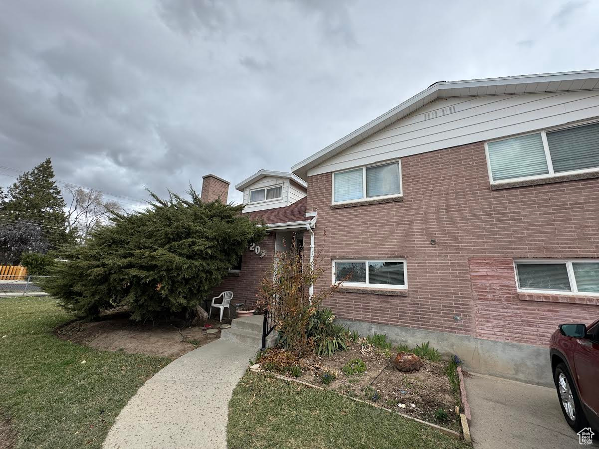 4209 S Chegwidden Ln, Taylorsville, Utah image 1