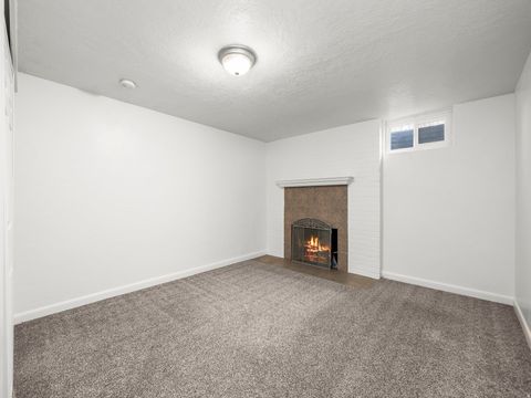 Tiny photo for 255 E 3060 N, Provo, UT 84604 (MLS # 2150896)