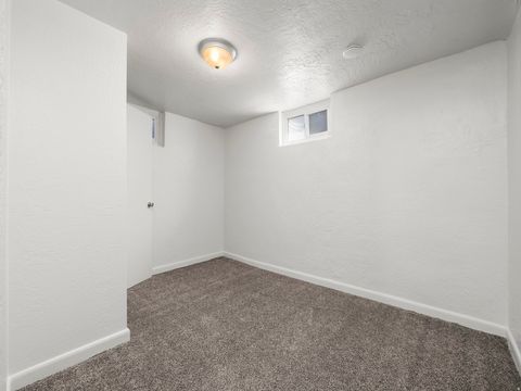 Tiny photo for 255 E 3060 N, Provo, UT 84604 (MLS # 2150896)