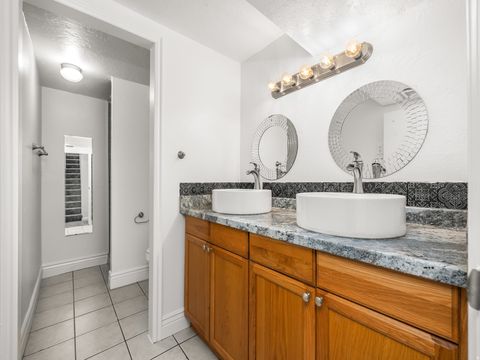 Tiny photo for 255 E 3060 N, Provo, UT 84604 (MLS # 2150896)