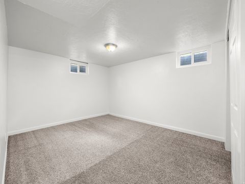 Tiny photo for 255 E 3060 N, Provo, UT 84604 (MLS # 2150896)