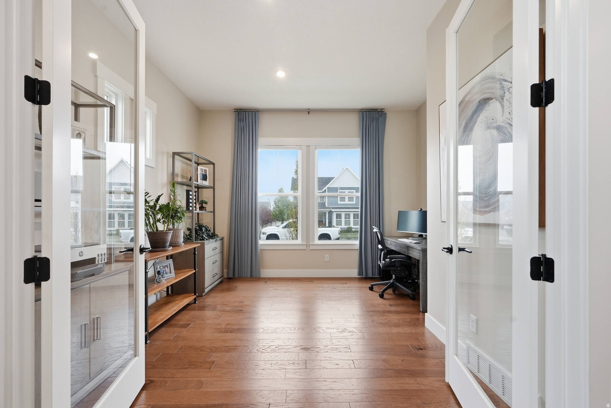 DAYBREAK - Residential