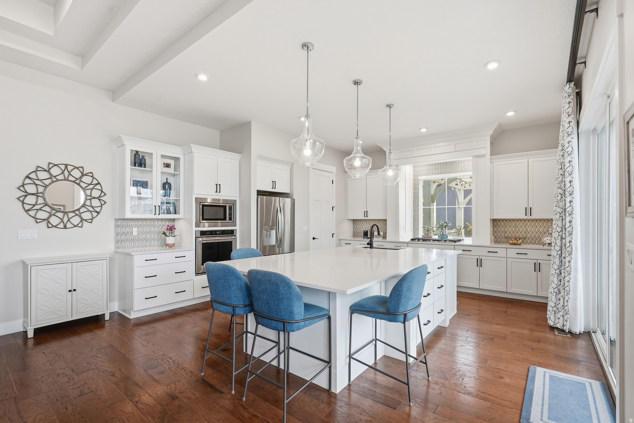 DAYBREAK - Residential