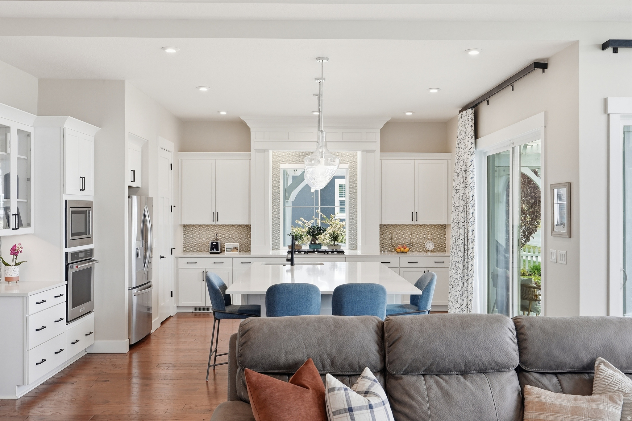 DAYBREAK - Residential