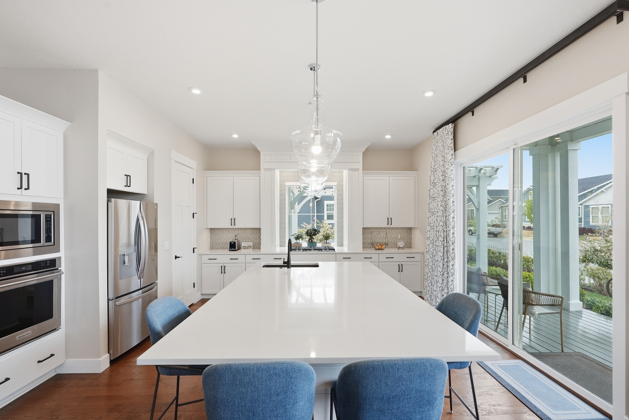 DAYBREAK - Residential