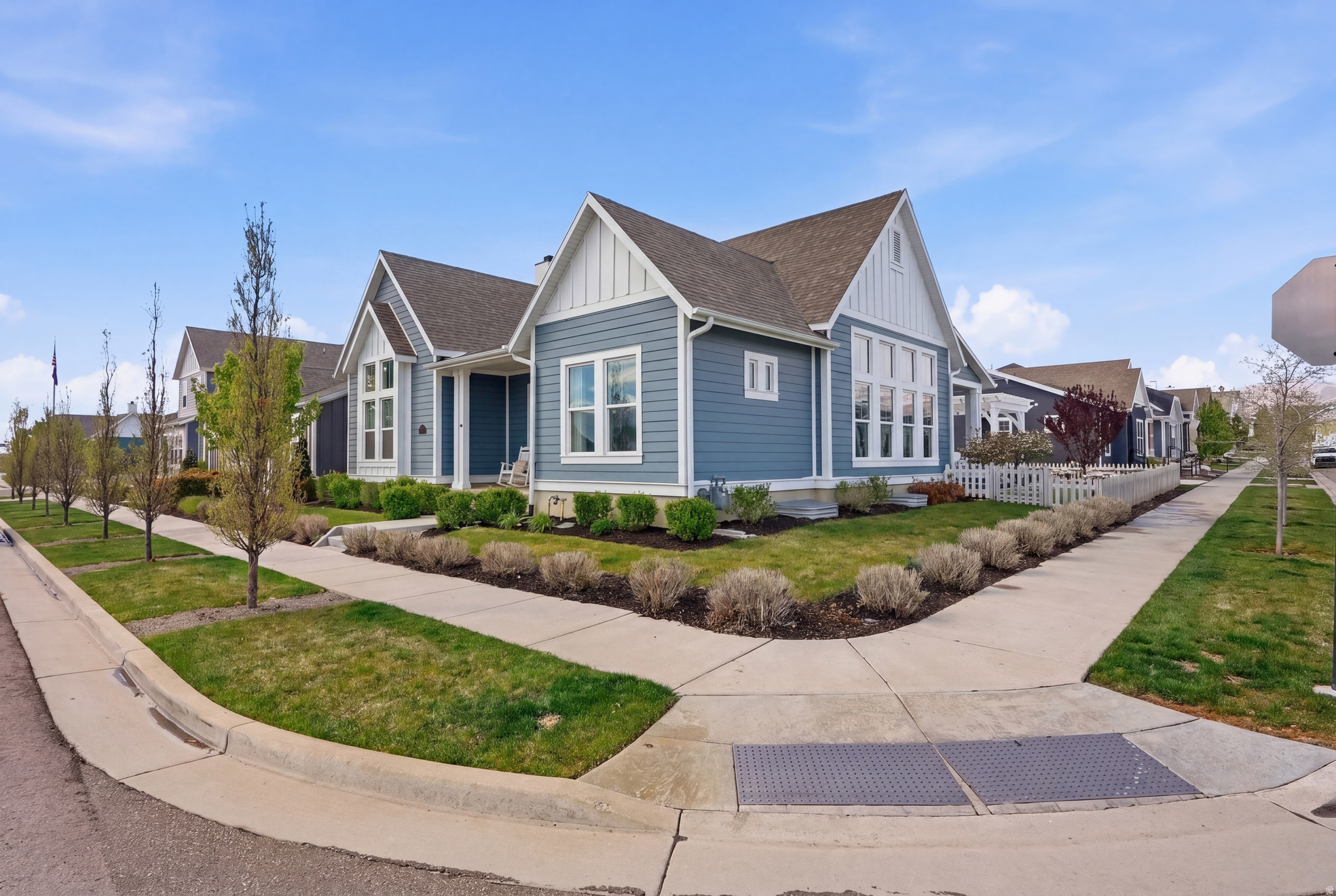 DAYBREAK - Residential