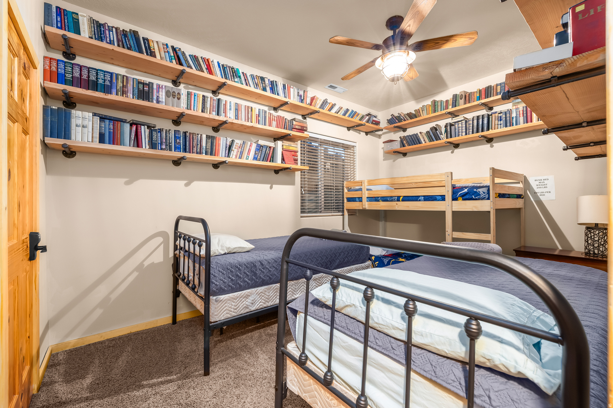 PALISADES SUBD - Residential