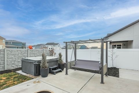 Tiny photo for 3301 S 2410 W, Syracuse, UT 84075 (MLS # 2136723)