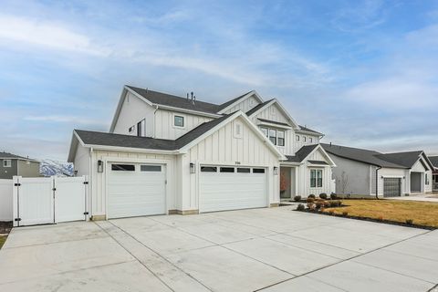 Tiny photo for 3301 S 2410 W, Syracuse, UT 84075 (MLS # 2136723)