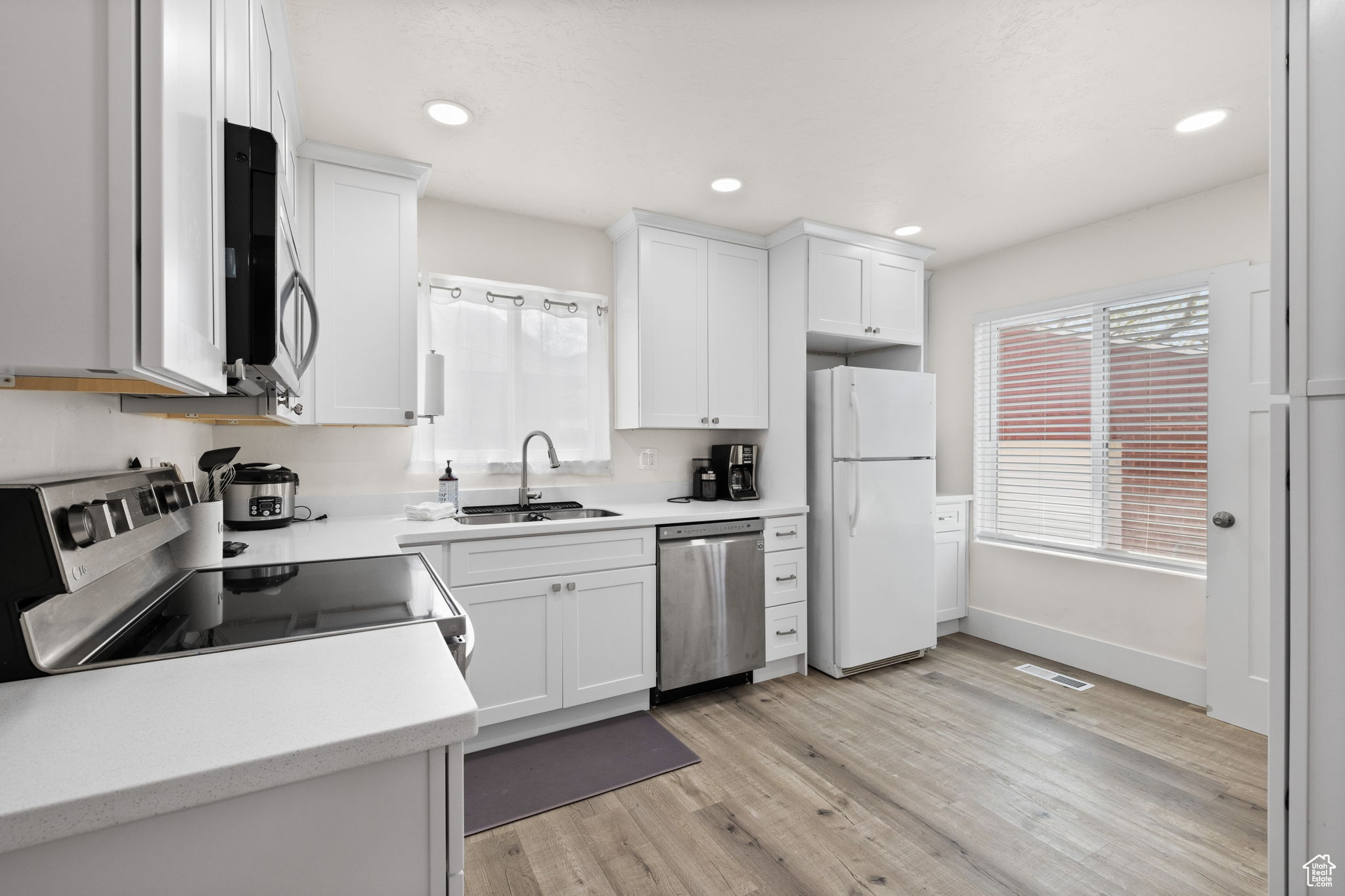 HENDERSON SUBDIVISIO - Residential Lease