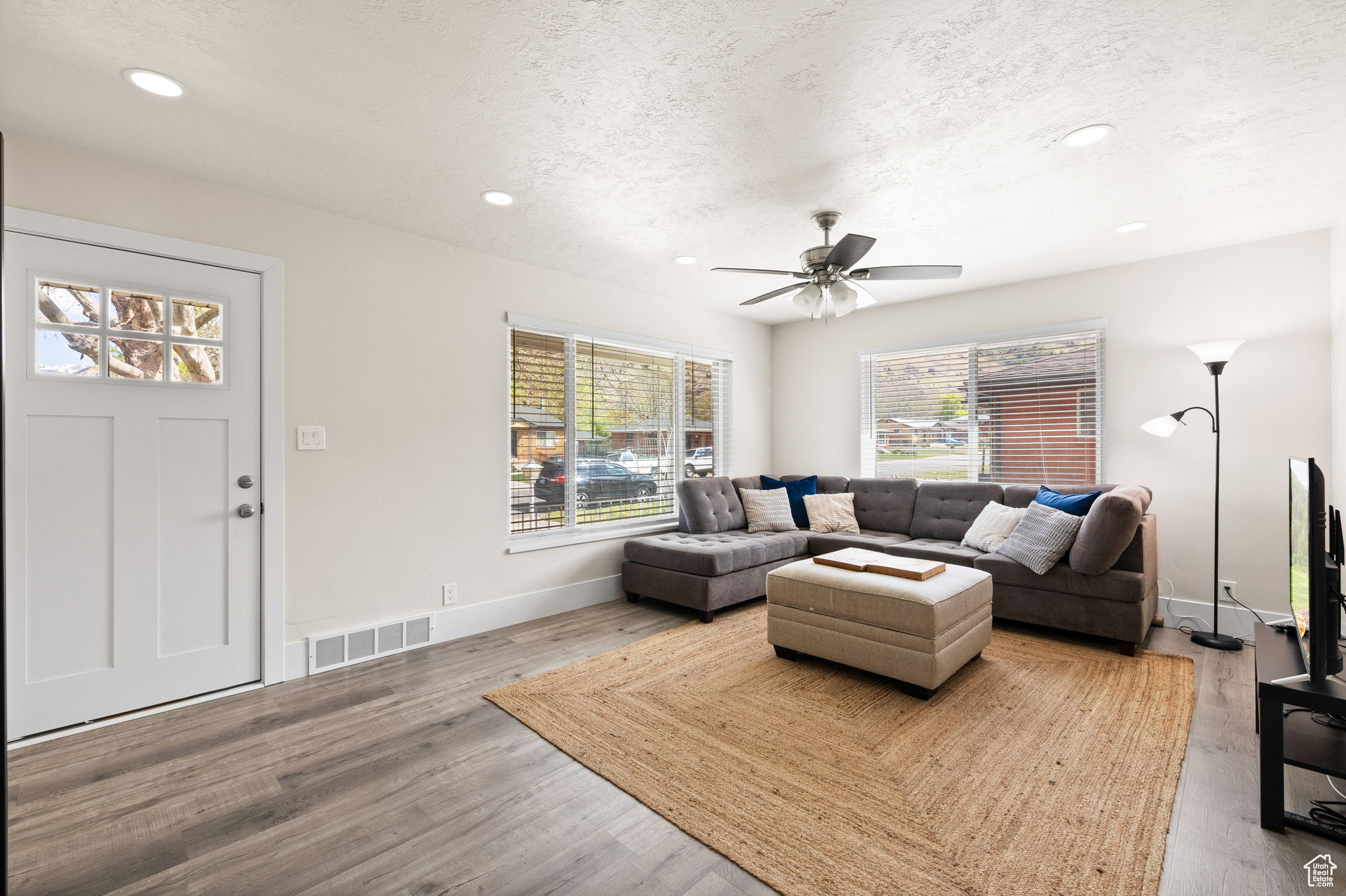 HENDERSON SUBDIVISIO - Residential Lease