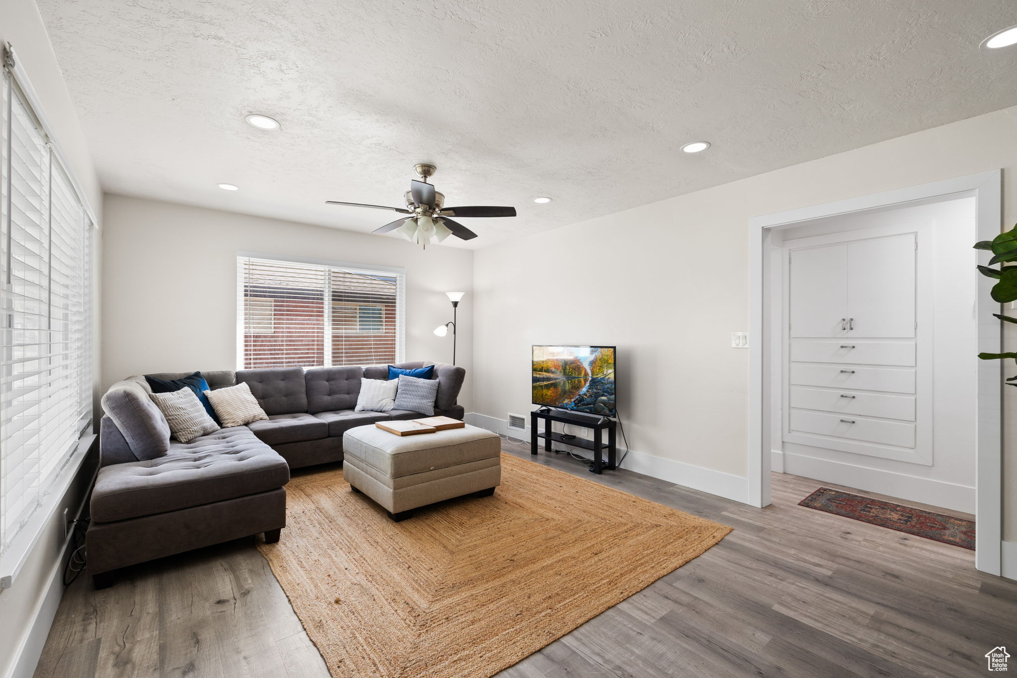 HENDERSON SUBDIVISIO - Residential Lease