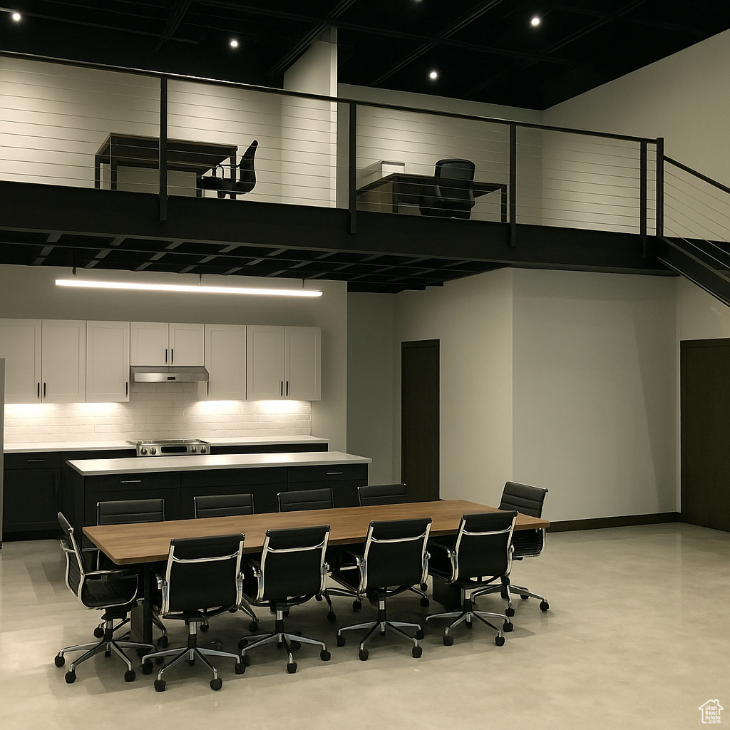 CANYON VIEW COMMONS - Commercial Sale