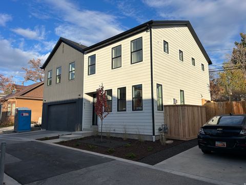 Photo of 571 S MCCLELLAND ST, Salt Lake City, UT 84102 (MLS # 2124477)