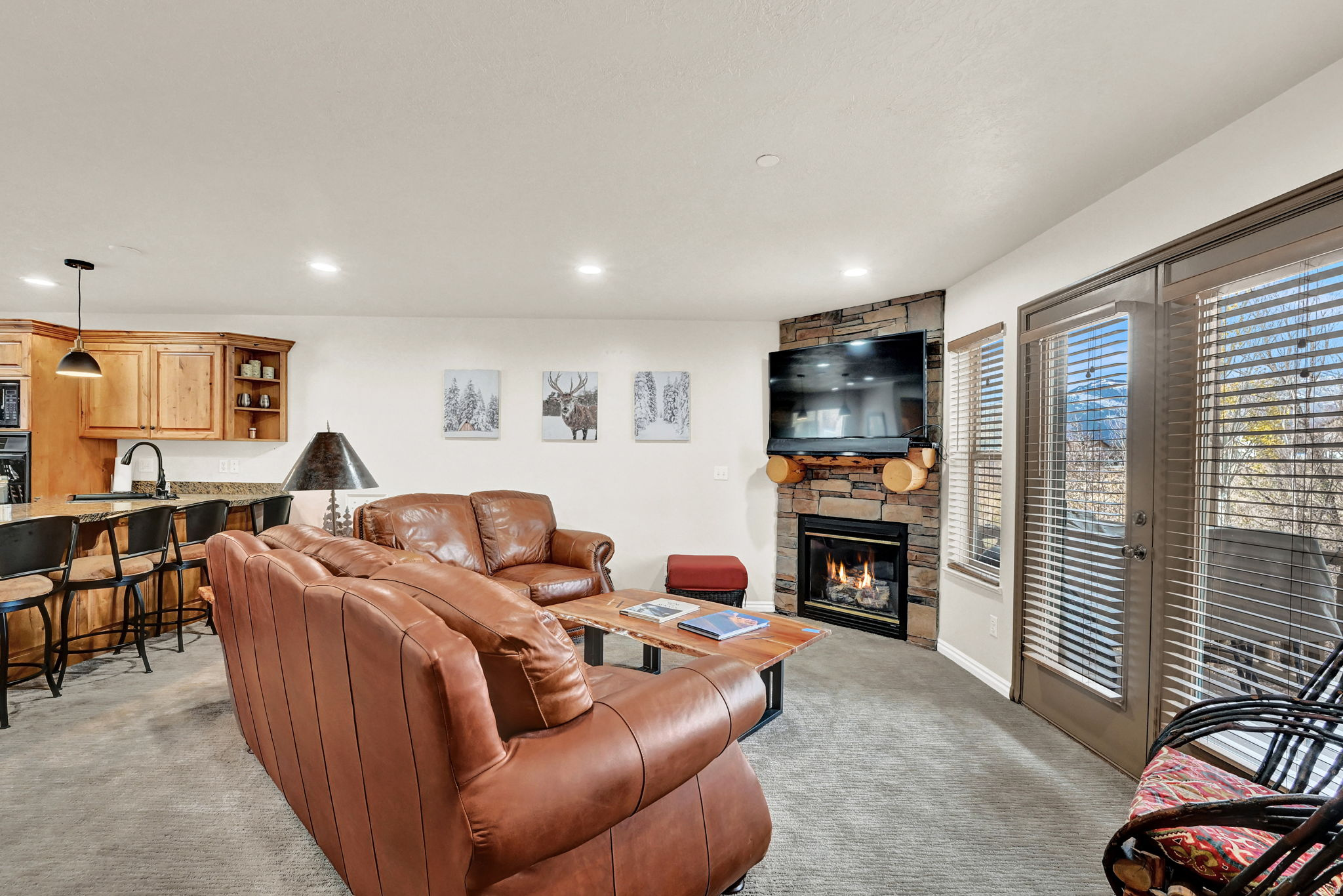 MOOSE HOLLOW - Residential