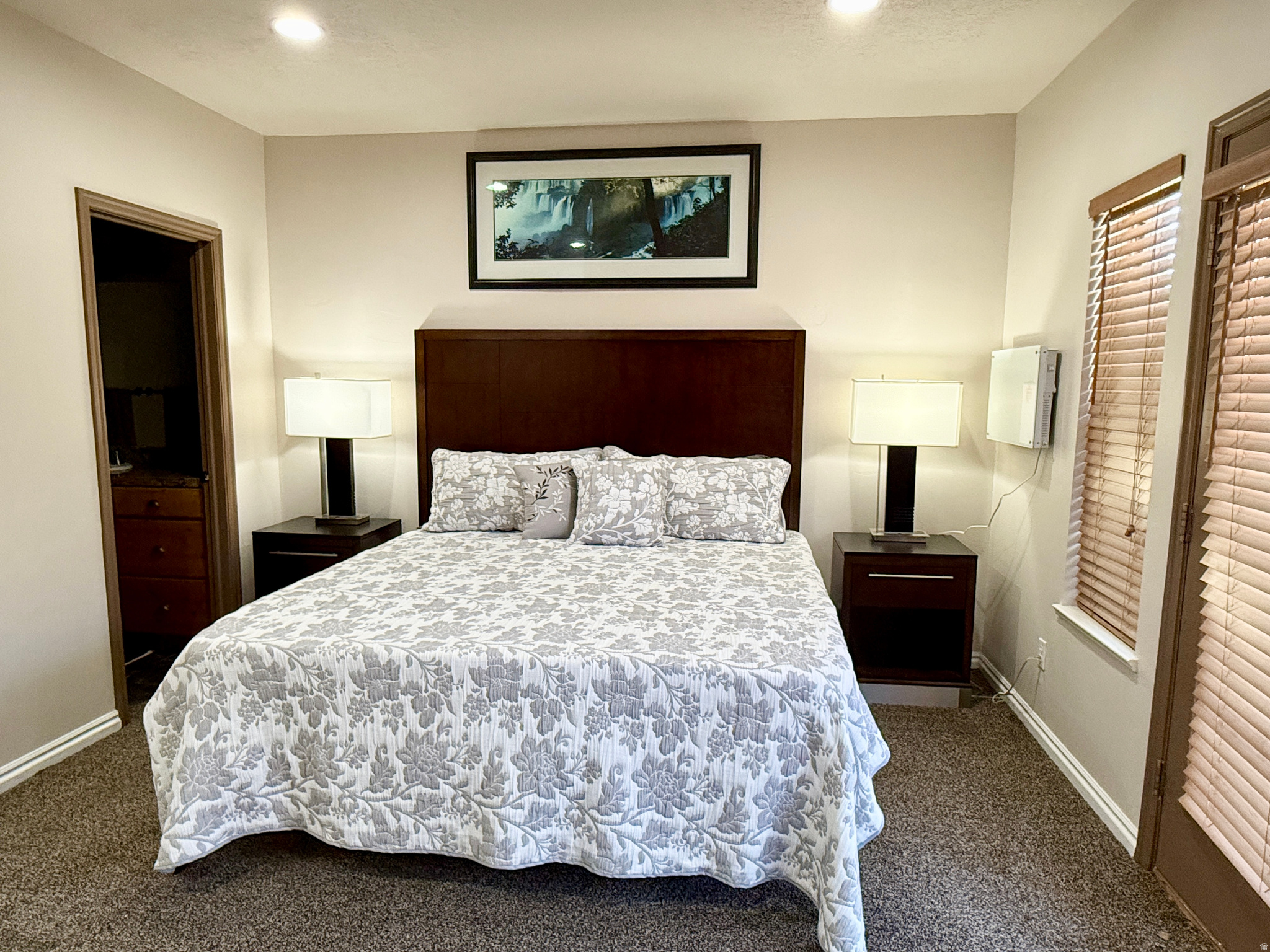 MOOSE HOLLOW - Residential