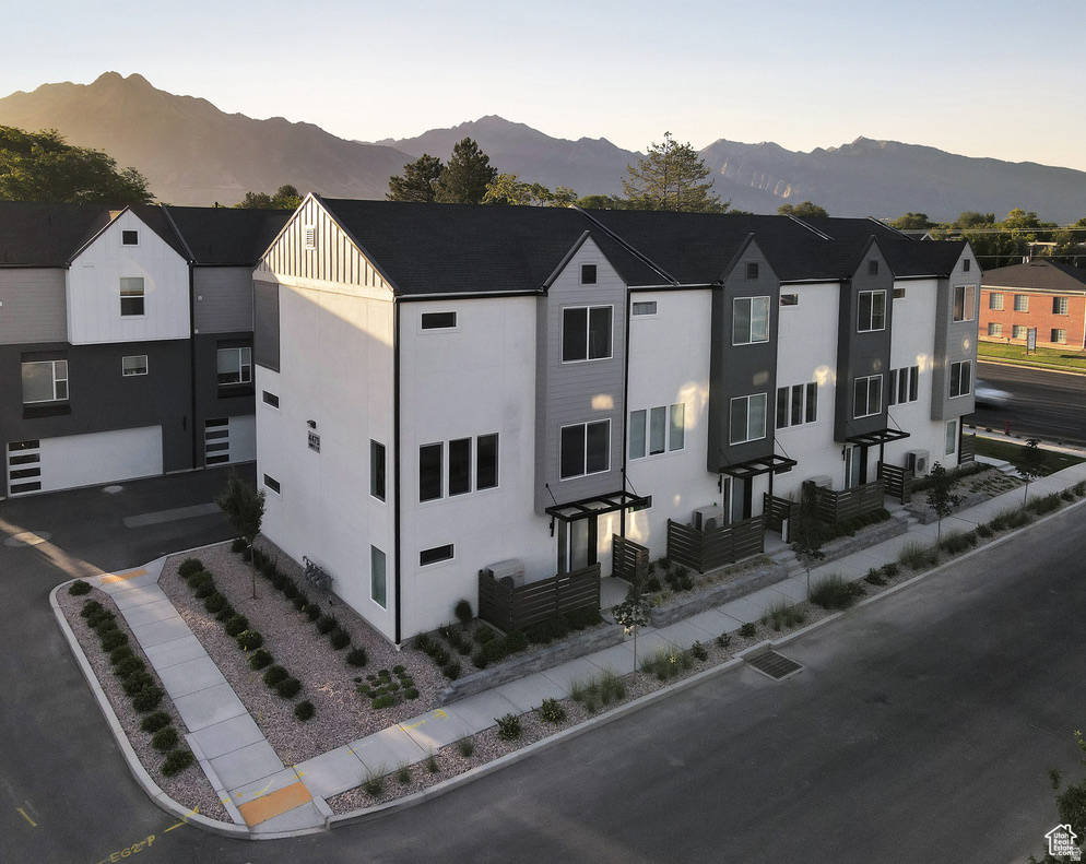 TOWNS AT 45TH & 5TH - Residential