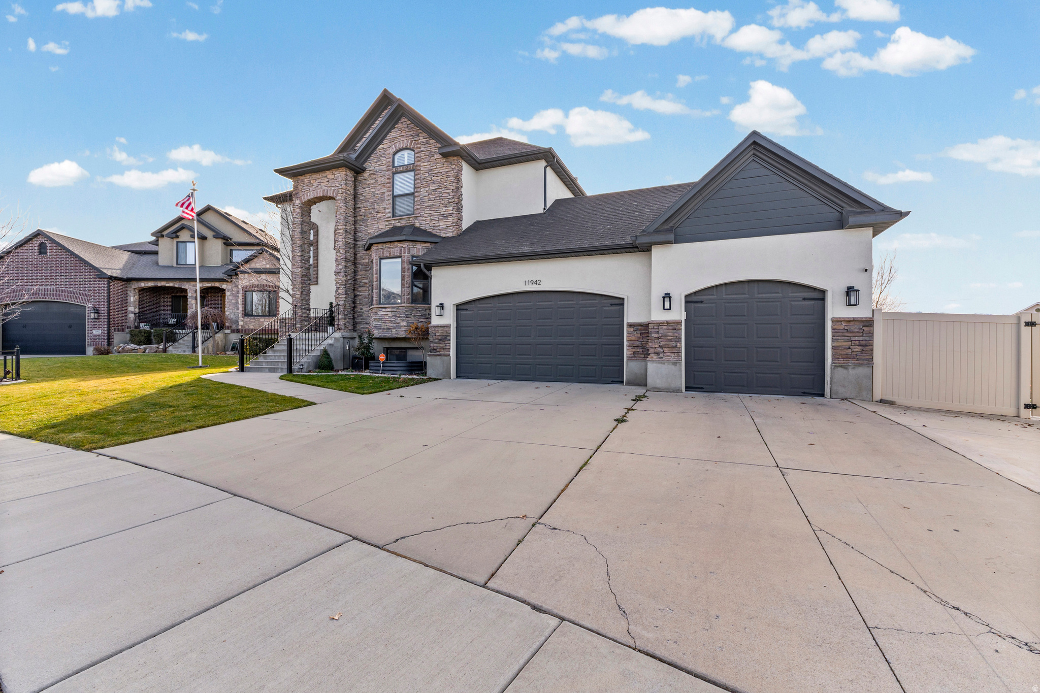 WILLOW CREST ESTATES - Residential