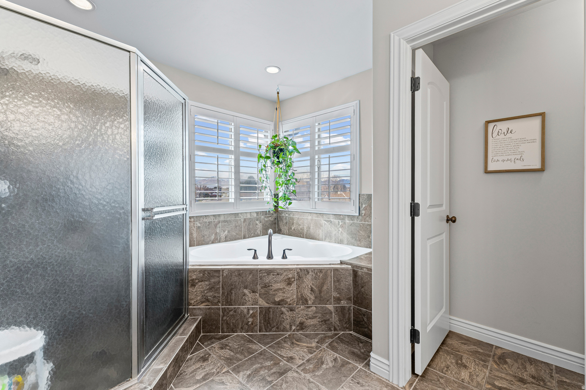 WILLOW CREST ESTATES - Residential