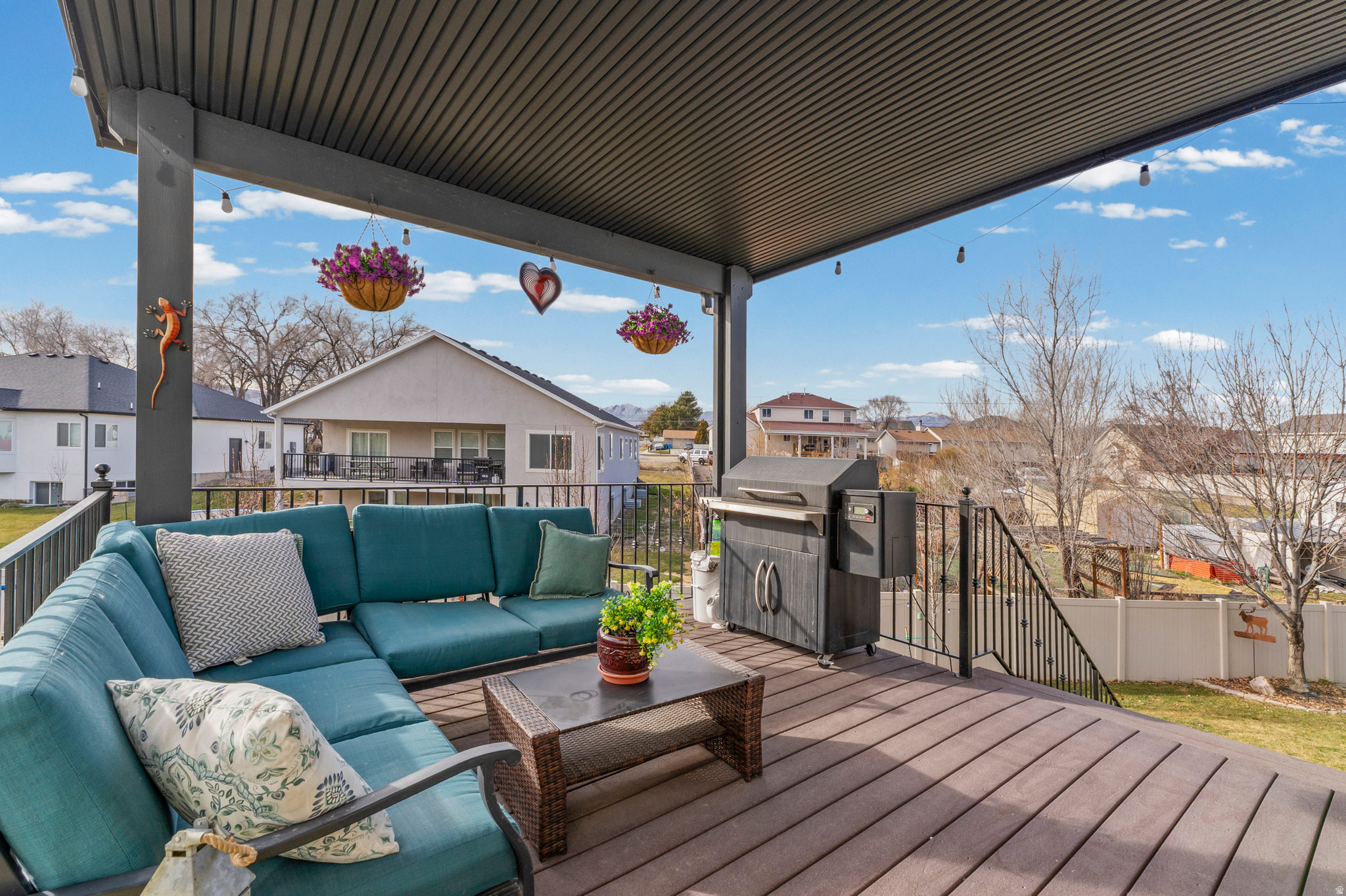 WILLOW CREST ESTATES - Residential