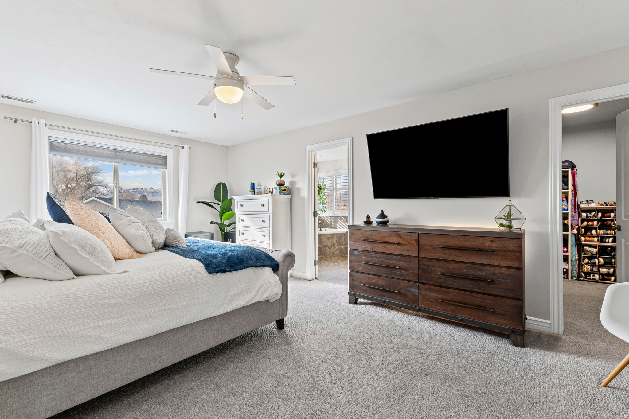 WILLOW CREST ESTATES - Residential