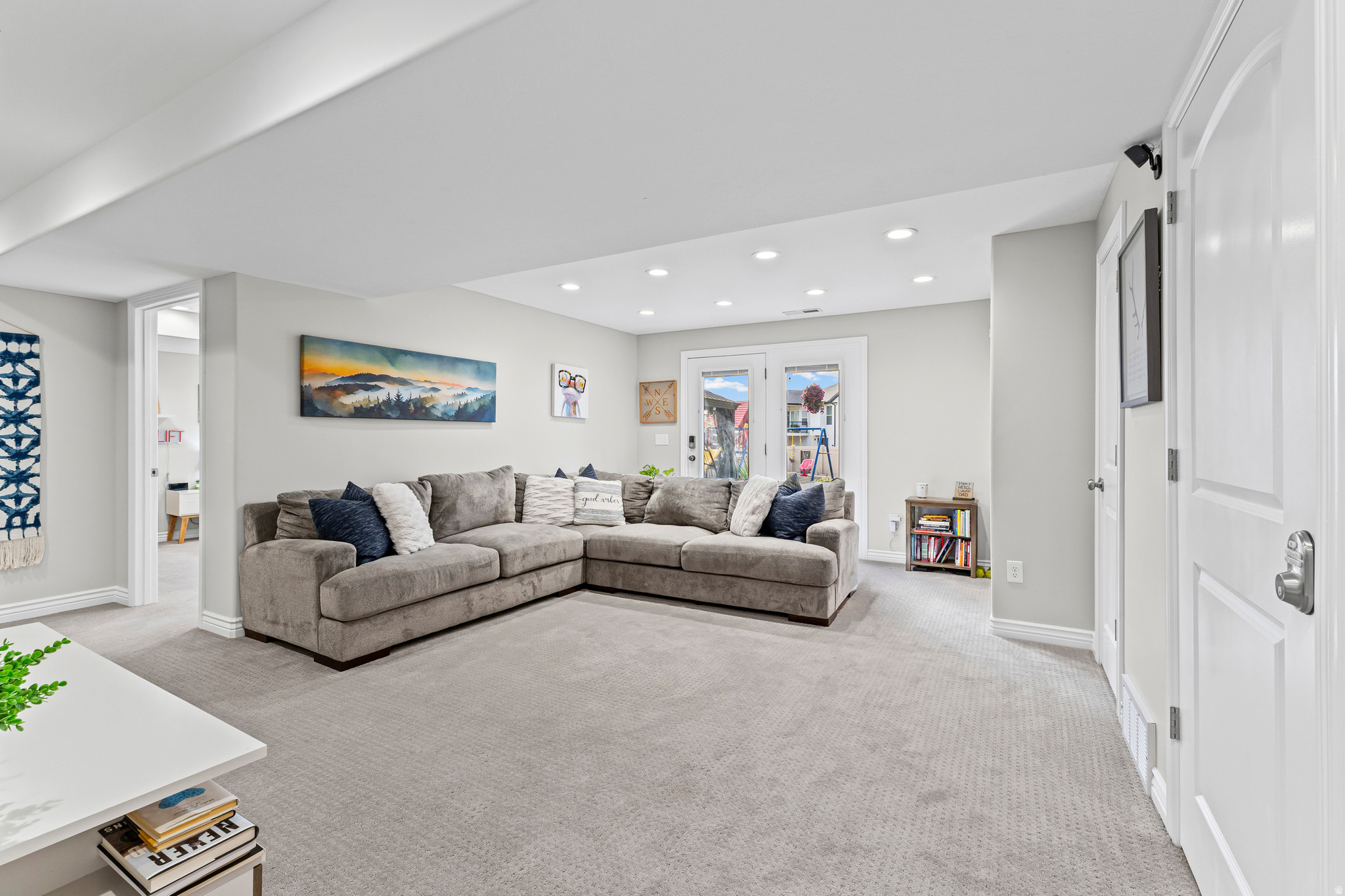 WILLOW CREST ESTATES - Residential